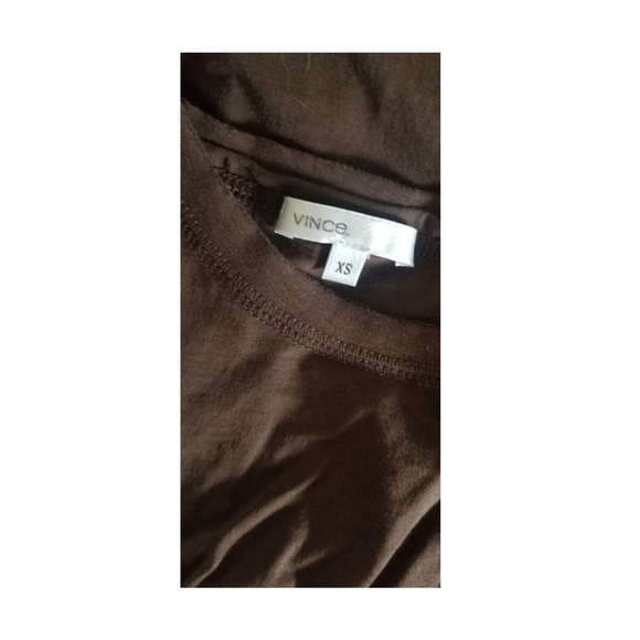 Layering Bundle! Dunia & Vince Tops - Picture 3 of 3